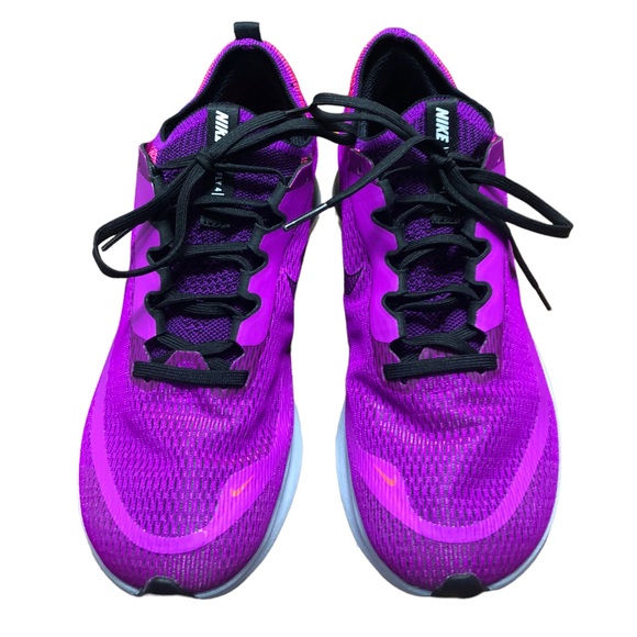 New Women’s Nike Zoom Fly 4 Athletic Sneaker - Picture 3 of 10